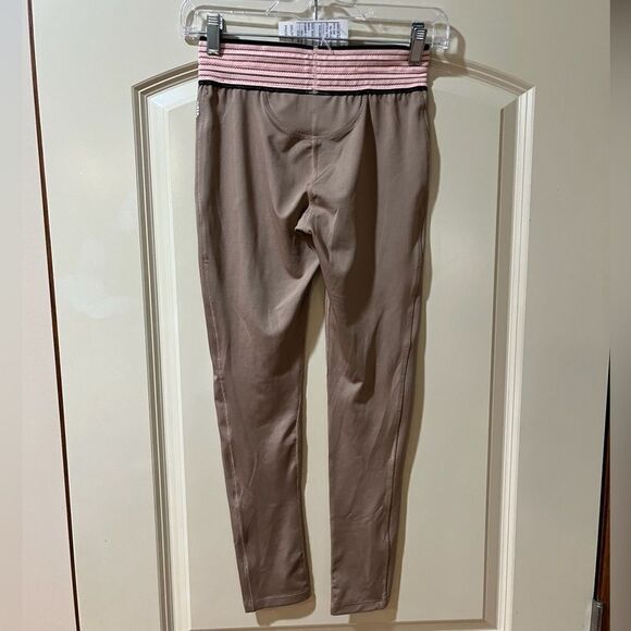 NWT FREE PEOPLE Movement Perfect Practice Macrame Leggings Mocha Women’s Size XS - Picture 1 of 4